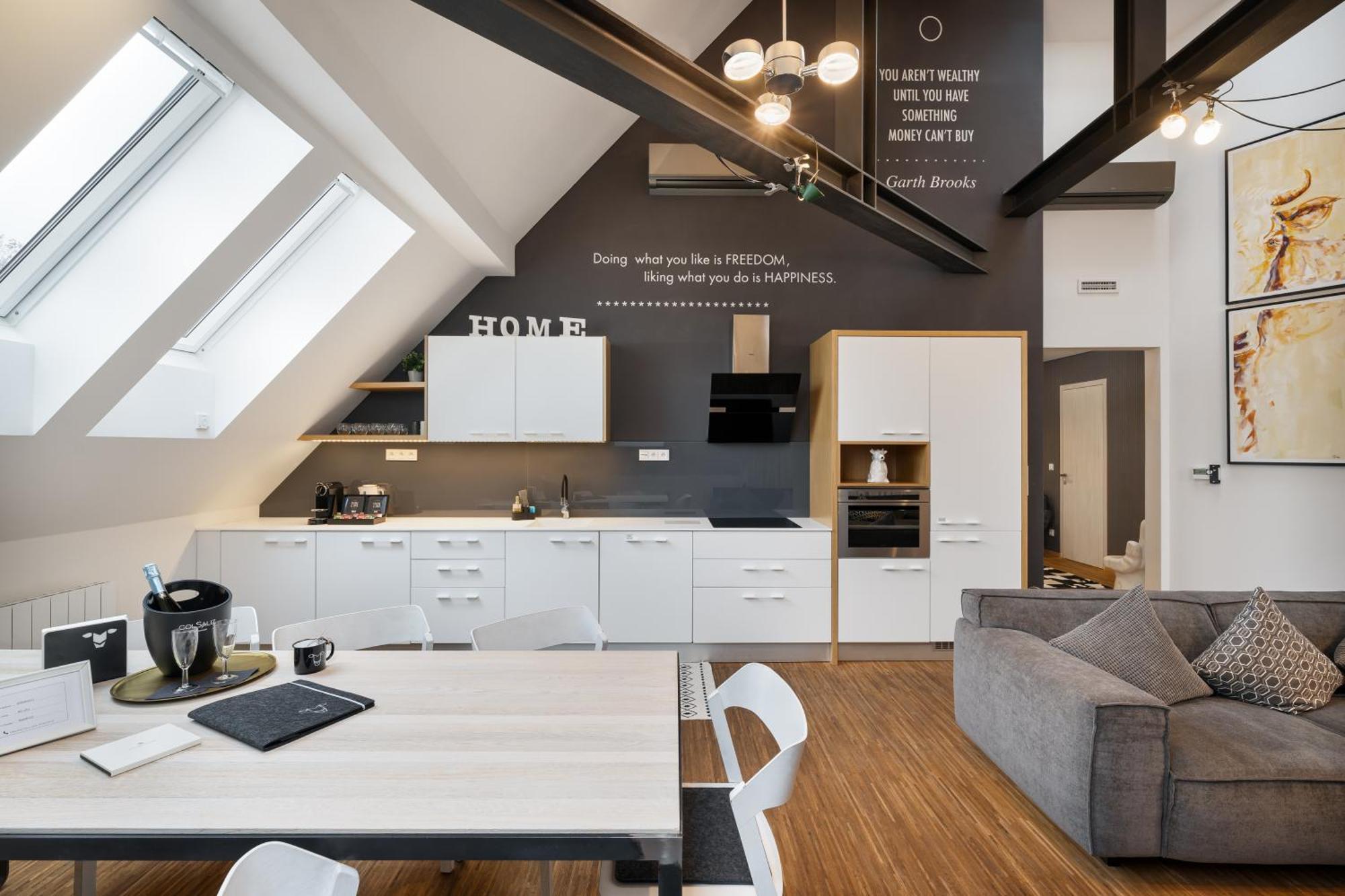 Mooo Downtown Aparthotel Prague Ngoại thất bức ảnh