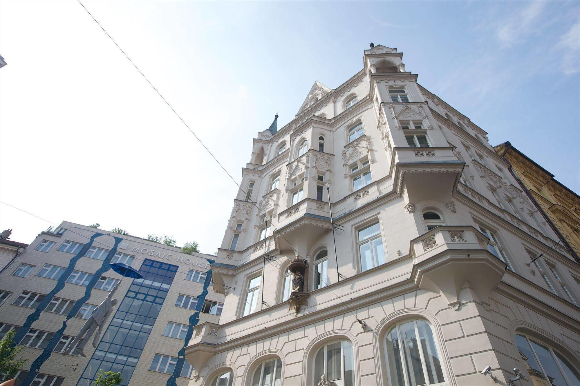 Mooo Downtown Aparthotel Prague Ngoại thất bức ảnh