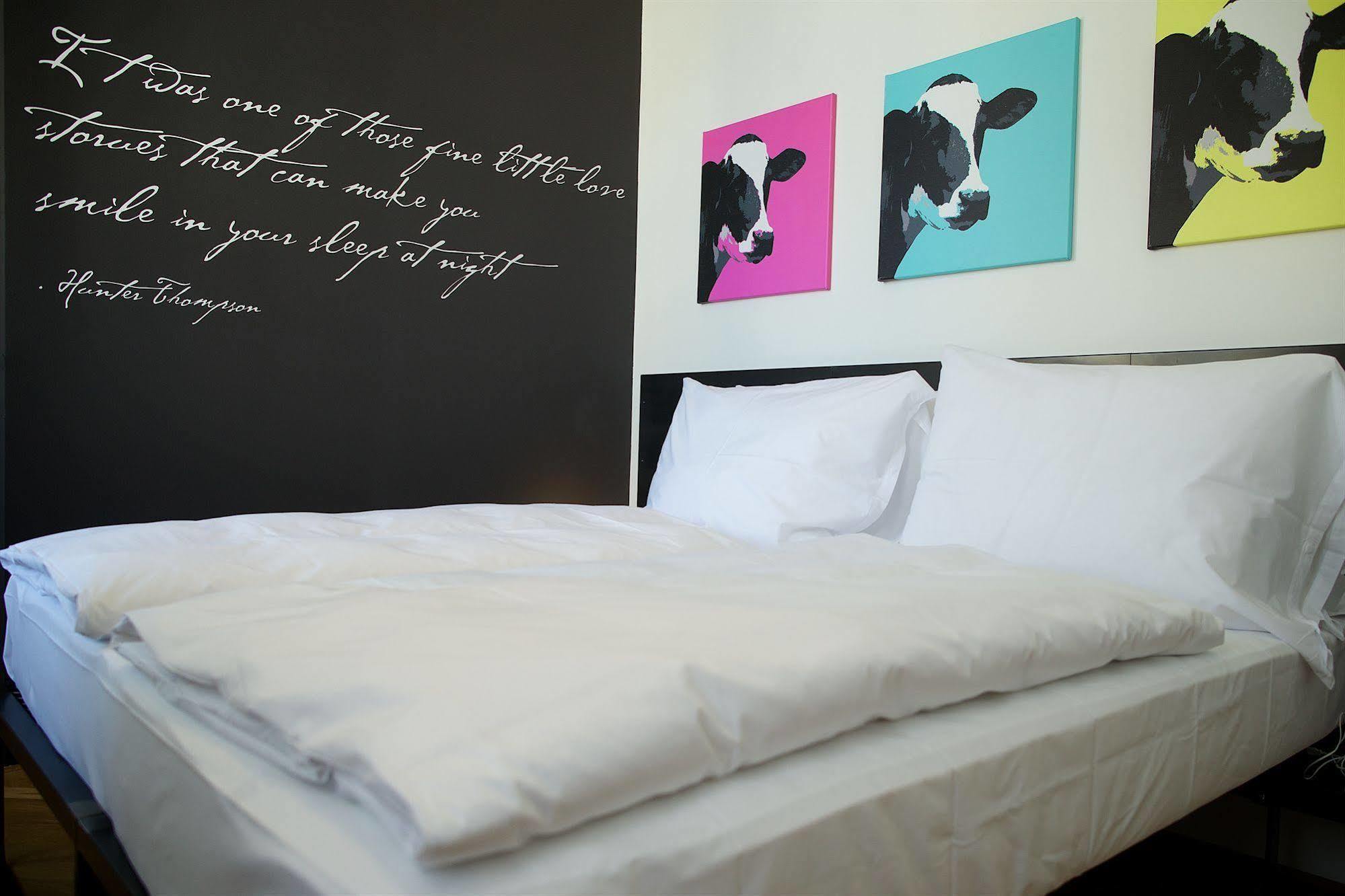Mooo Downtown Aparthotel Prague Ngoại thất bức ảnh